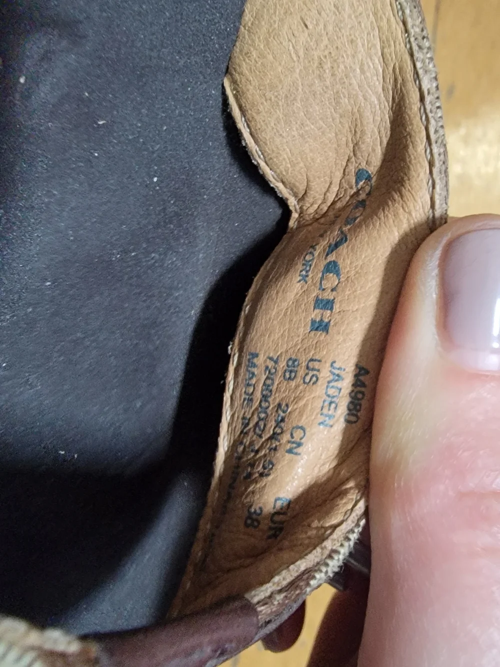 Coach Womans Brown Signature Flip Flop Sandals - Picture 7 of 9